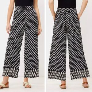 Ann Taylor LOFT Black and White Print The Pull On Wide Leg Crop Pants Size XL